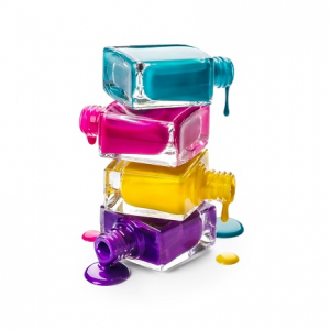 عکس با کیفیت شیشه لاک رنگی